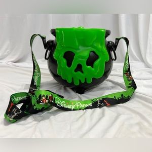 DISNEY PARKS Halloween Green Poison Apple Cauldron Popcorn Bucket-Lights Up